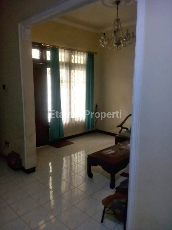 Foto properti Dijual Rumah Siap Huni 2 Lantai Daerah Klampis Harapan Surabaya 5