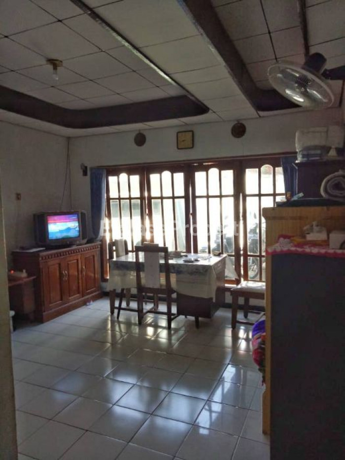 Foto properti Dijual Rumah Siap Huni 1 Lantai Daerah Siwakankerto Wonocolo Surabaya 2