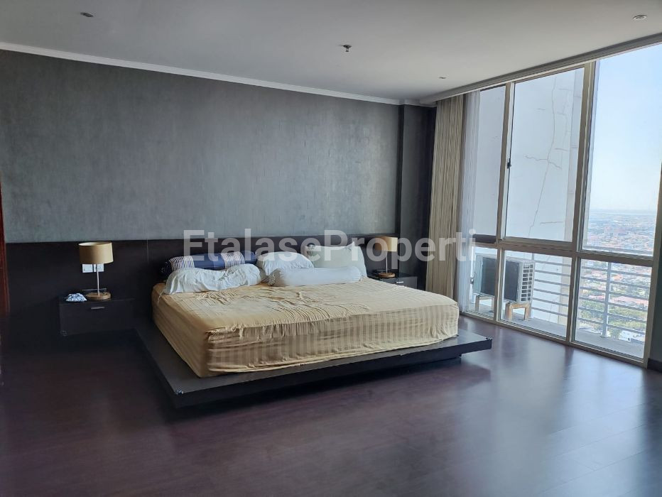 Foto properti Disewakan 3 BR Via Ciputra World Surabaya Sangat Luas Full Furnish Siap Huni! 1