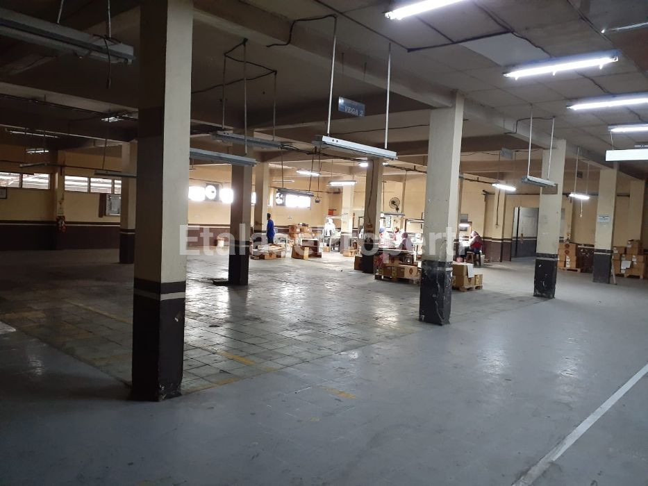 Foto properti Disewakan Gudang Pabrik Dan Kantor Margomulyo Siap Huni Ukuran Besar! 4