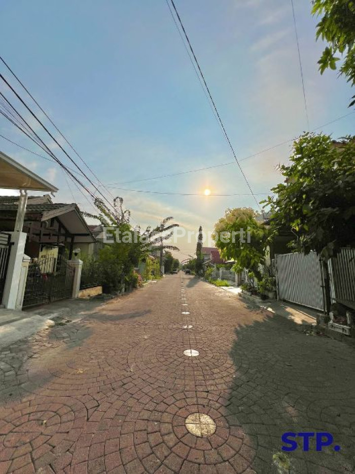 Foto properti 2 Unit Jejer, Rumah Nirwana Eksekutif Modern Minimalis 4