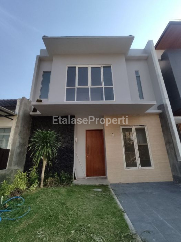 Foto properti Baru Gress 2 Lantai Jual Rumah Minimalis Modern Bukit Palma Surabaya Barat 1