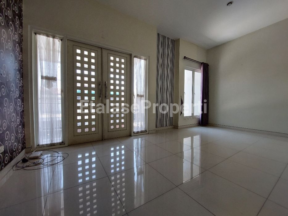 Foto properti DIJUAL RUMAH DI MANYAR JAYA SURABAYA TIMUR 7