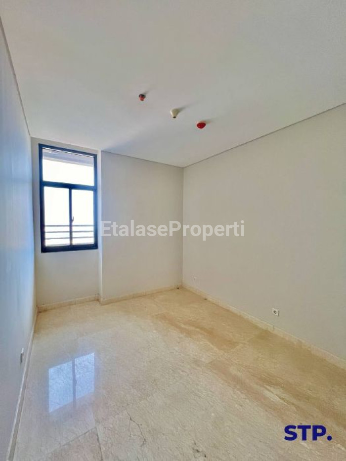 Foto properti Jual Cepat, Apartemen Voila Ciputra World 4 Bedroom Lantai 36 7