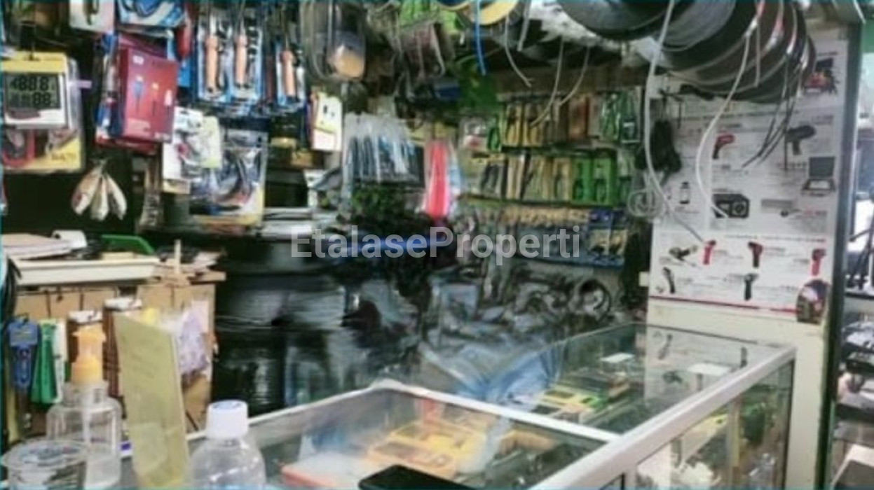 Foto properti Jual Cepat, Stand Toko / Kios Di Pasar Genteng Baru, Surabaya Lantai 2 2