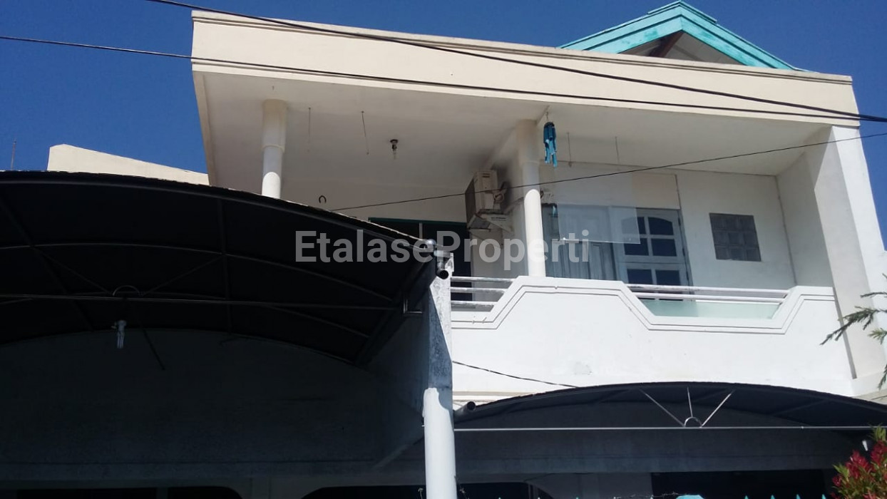 Foto properti Rumah 2 Lantai Di Surabaya Barat 1