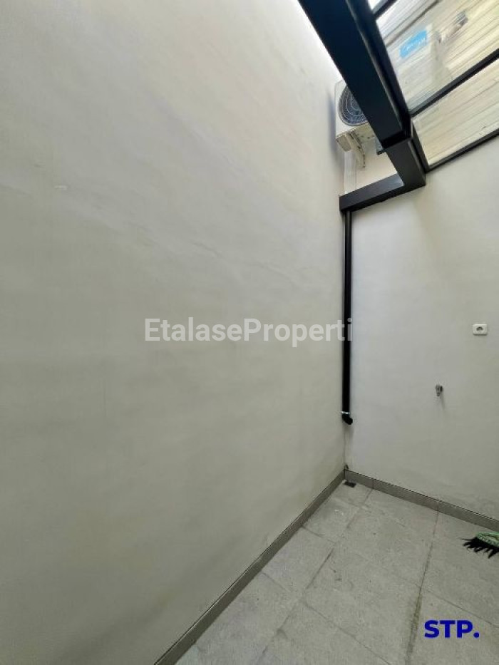 Foto properti Rumah Minimalis Kutisari Indah Utara ROW LEBAR 6