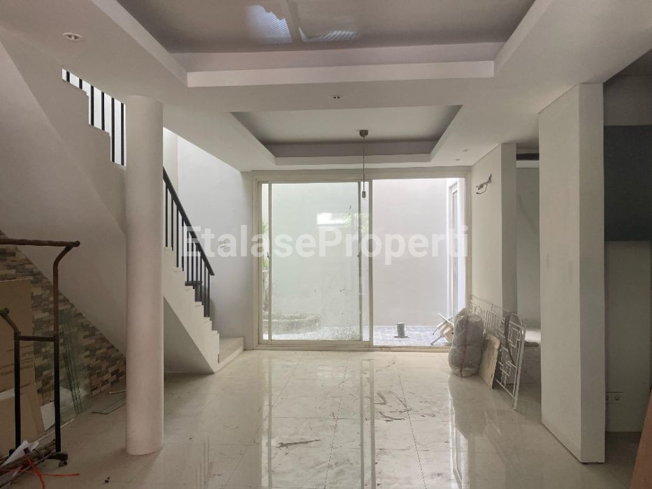Foto properti *Dijiual Rumah Dian Istana Mocca Vrbana* 3