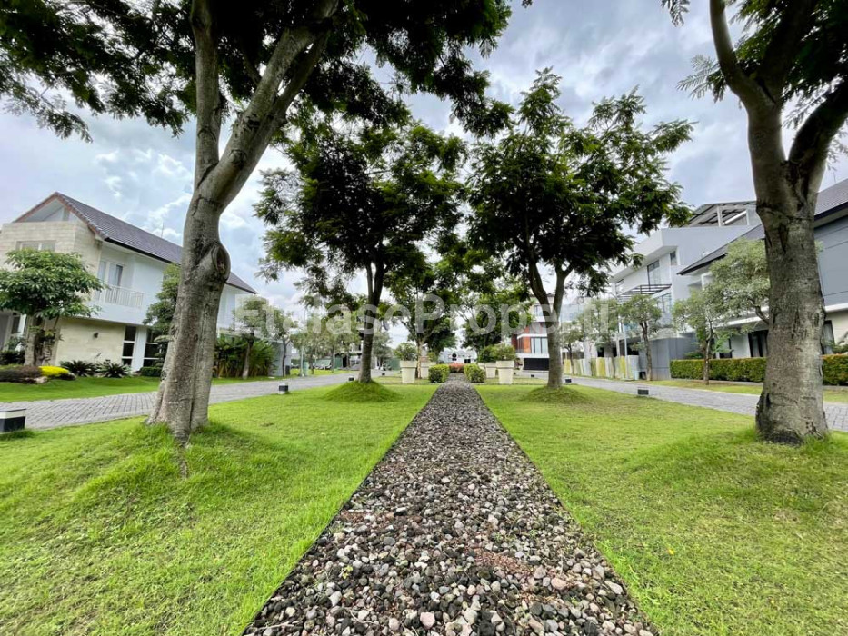 Foto properti *Dijiual Rumah Dian Istana Mocca Vrbana* 7