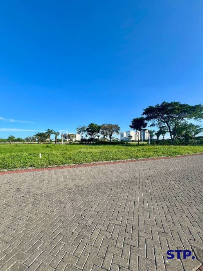 Foto properti Tanah Kavling Pakuwon City Cluster Windsor Hills Long Beach 2