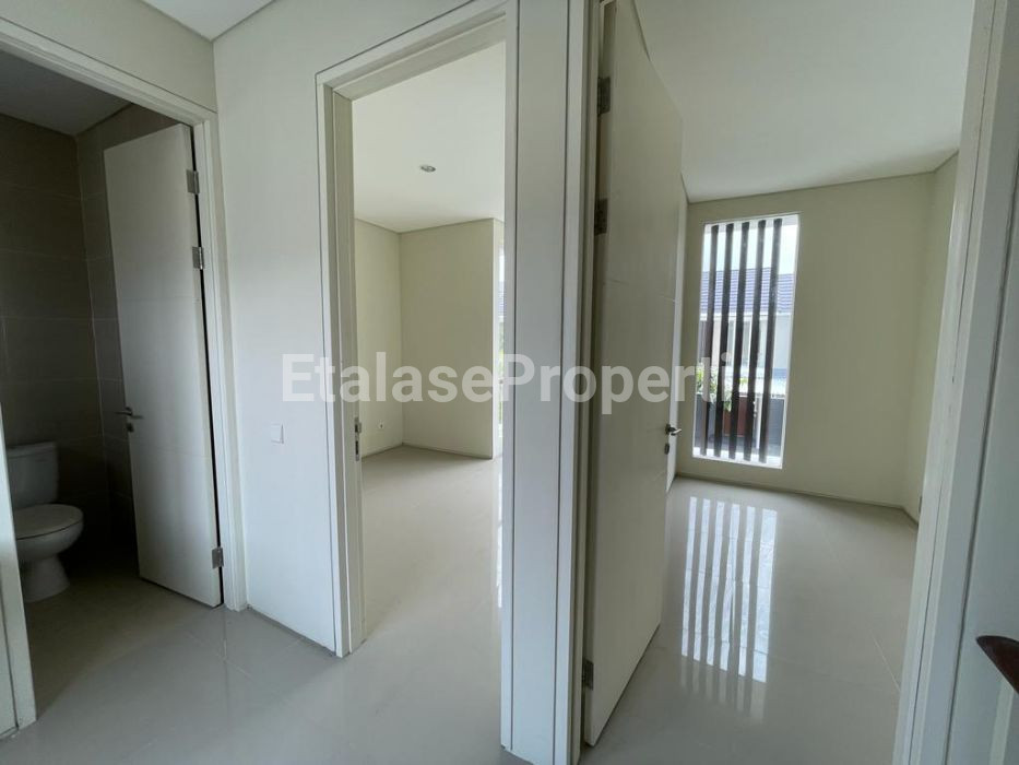 Foto properti Disewakan Rumah Northwest Park 4