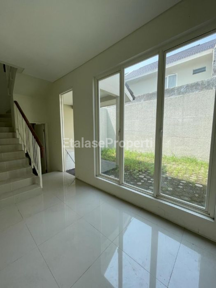 Foto properti Disewakan Rumah Northwest Park 5