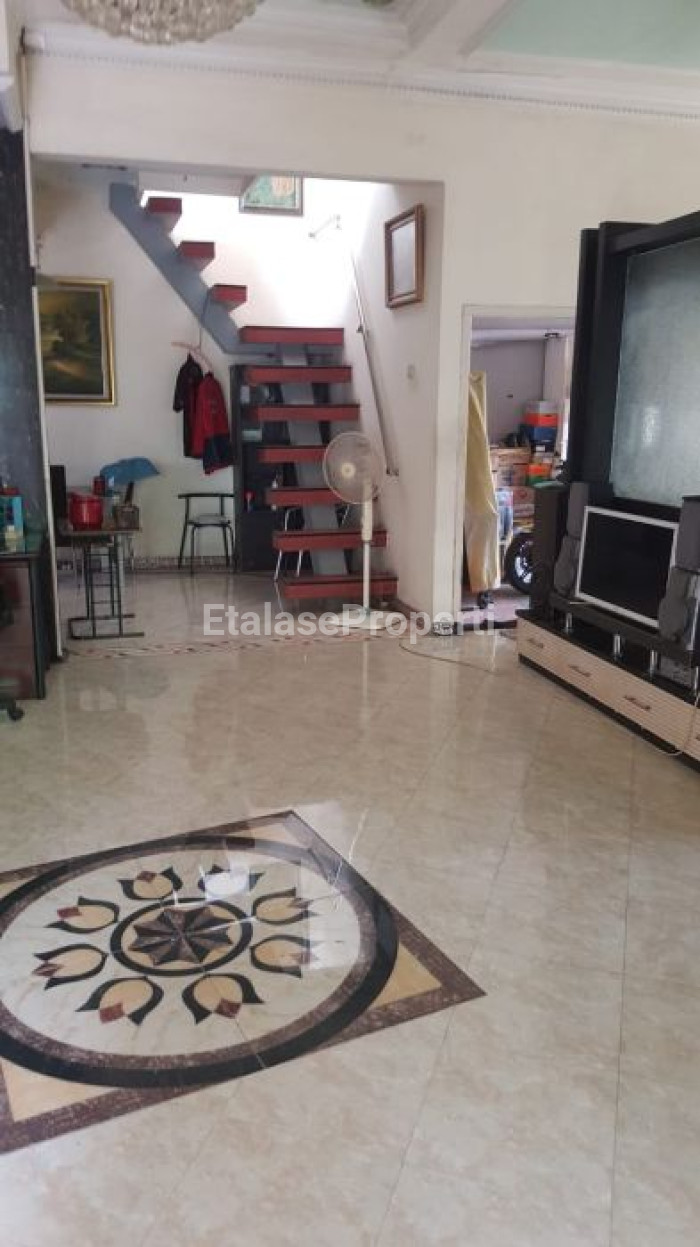 Foto properti Rumah Hook Bumi Suko Indah Sidoarjo Siap Huni 3