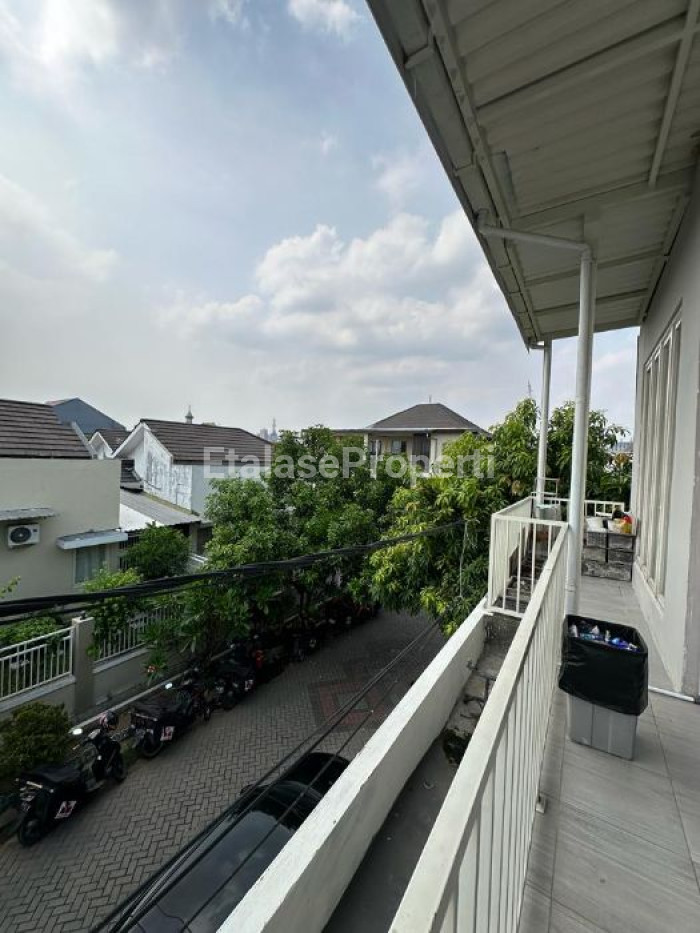 Foto properti Rumah 2 Lantai Di Graha Tirta Sudah Renov Dan Siap Huni 5