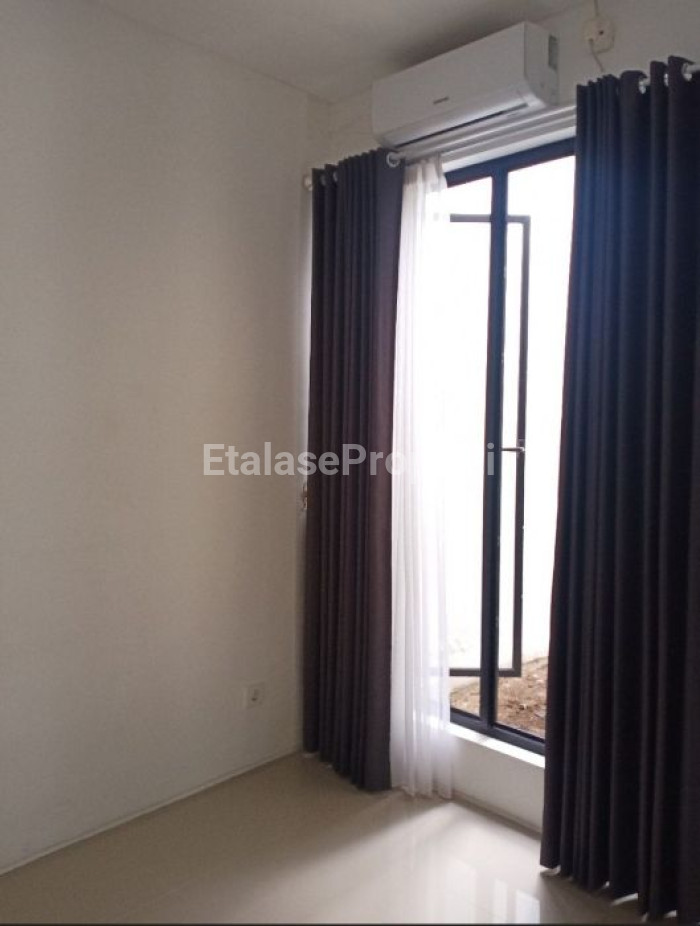 Foto properti Disewakan Rumah 2 Lantai 5