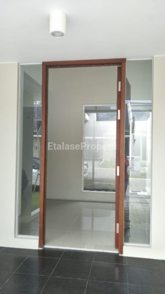 Foto properti Dijual/disewakan Rumah Northwest Park Siap Huni 5