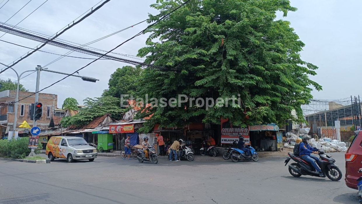 Foto properti Dijual Rumah Hitung Tanah 1