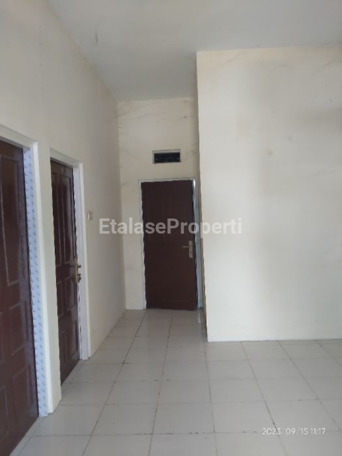 Foto properti Dijual Rumah SHM Puri Safira Regency C8/16 Menganti Gresik 2