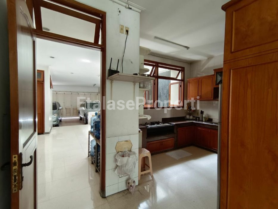 Foto properti JUAL Rumah Jalan Utama ARAYA 1 9