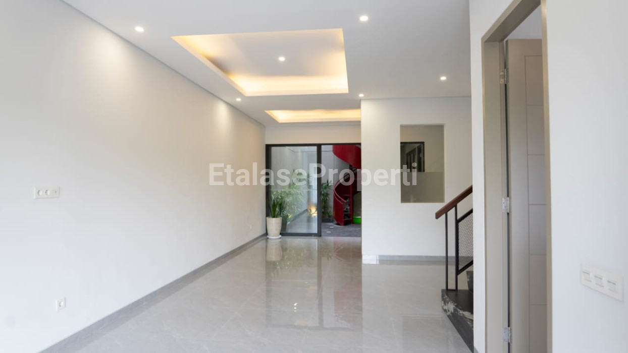 Foto properti Dijual Rumah Baru Minimalis San Antonio Pakuwon City 6