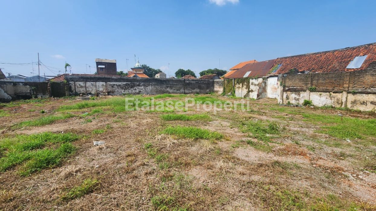 Foto properti Jual Tanah Di Jalan Ayani Jombang (ruko + Tanah) Lokasi Super Strategis 4