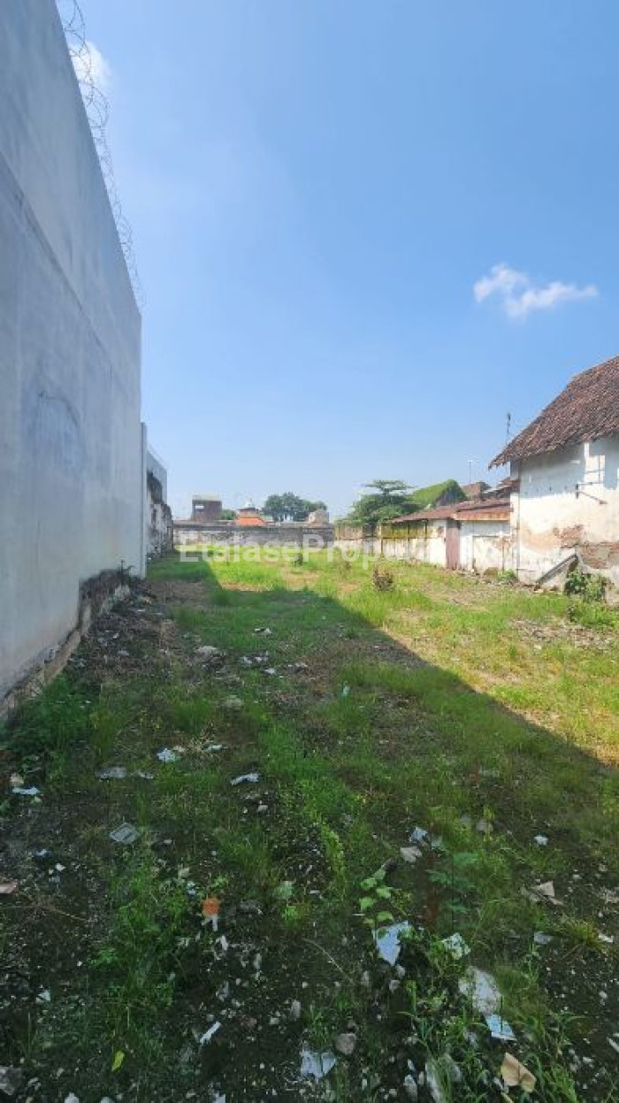 Foto properti Jual Tanah Di Jalan Ayani Jombang (ruko + Tanah) Lokasi Super Strategis 6