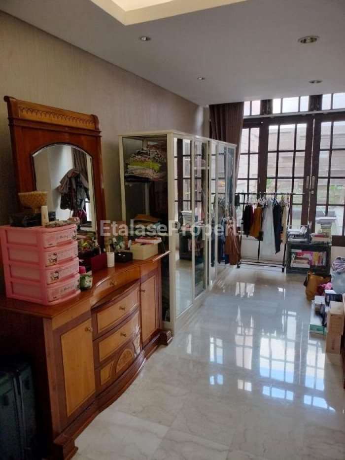 Foto properti Rumah Dharmahusada Indah 6