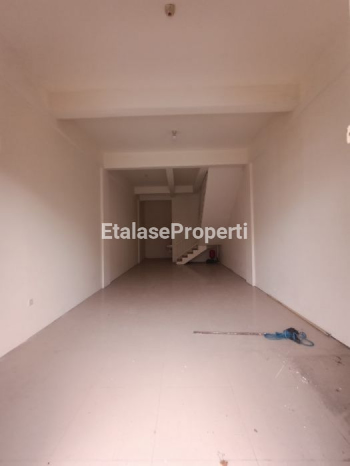 Foto properti Disewakan Ruko Dharmahusada Utara 2