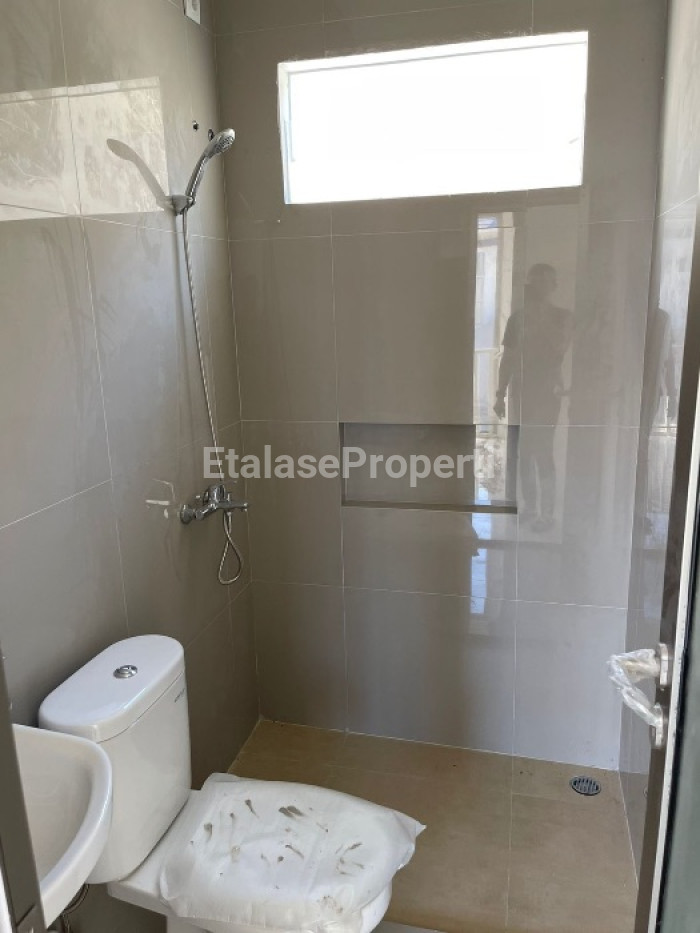 Foto properti Rumah Minimalis Siap Huni Kondisi Baru Gress, Di Greenland Residence Menganti. 2