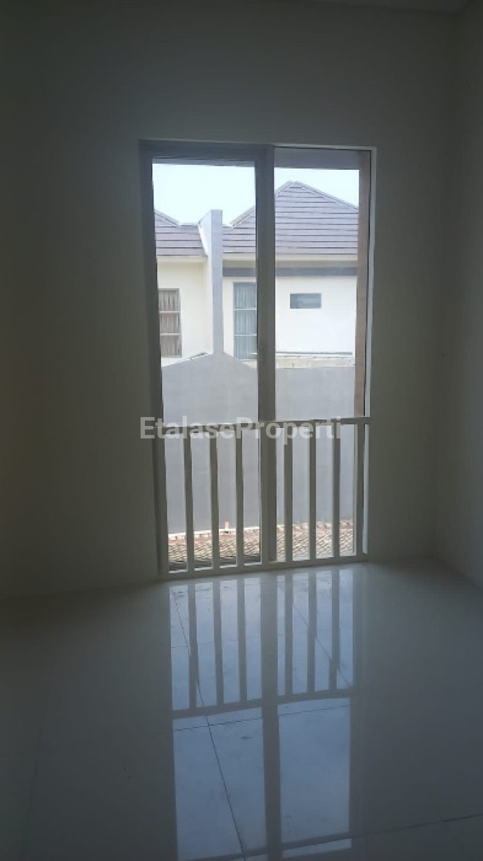 Foto properti Rumah Minimalis Siap Huni Kondisi Baru Gress, Di Greenland Residence Menganti. 8