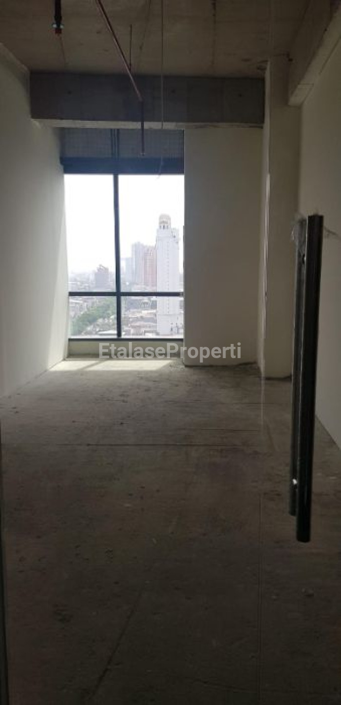 Foto properti DIJUAL CEPAT Unit Office Perkantoran SATORIA Lantai 18 Unit 1