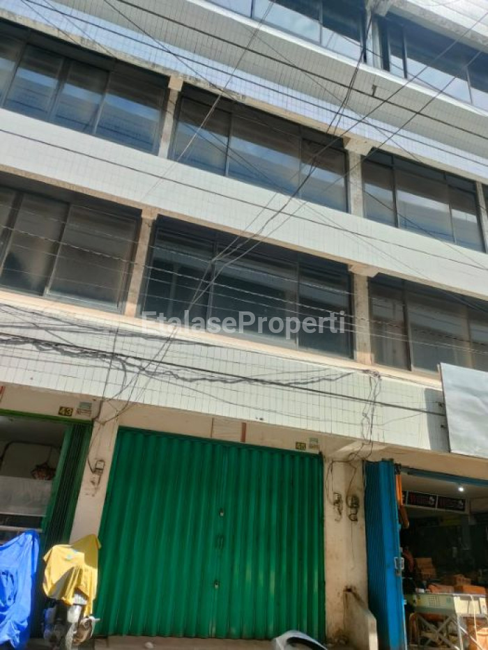 Foto properti Dijual Ruko 4 Lantai, Lokasi Pusat Perdagangan 1