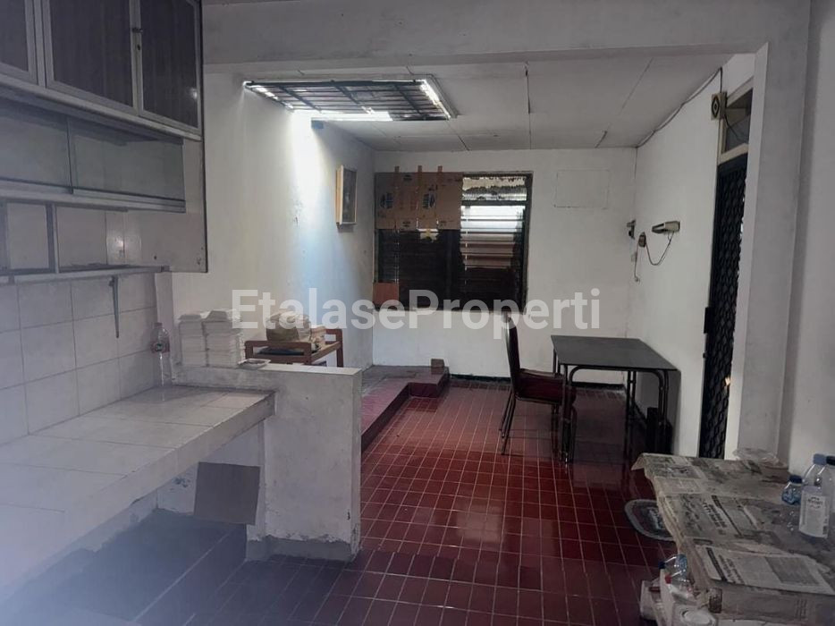 Foto properti Dijual Cepat Rumah Hitung Tanah Klampis Semolo Barat 6