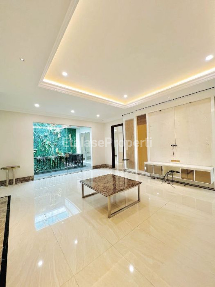 Foto properti *Dijual Rumah Baru Graha Famili Spek Premium, Private Cluster* 2