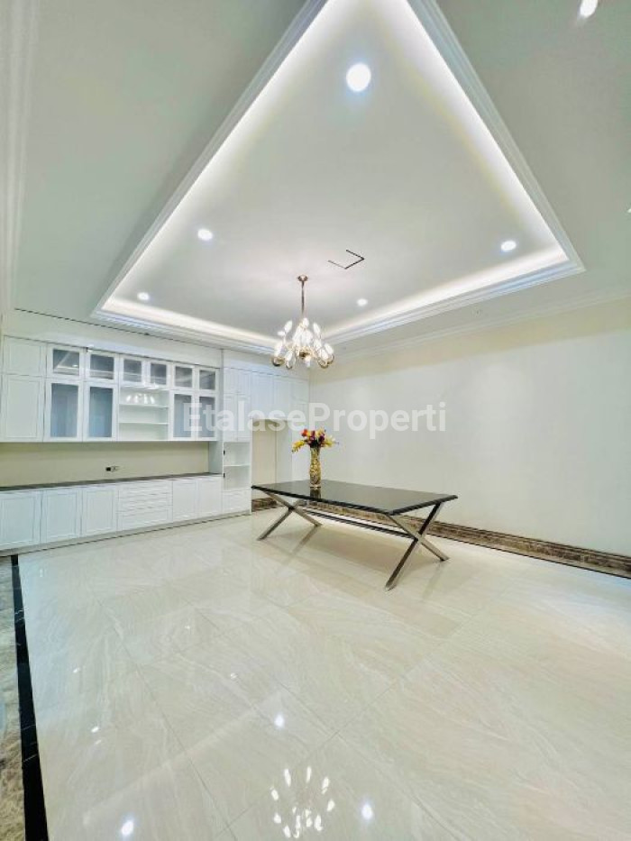 Foto properti *Dijual Rumah Baru Graha Famili Spek Premium, Private Cluster* 4