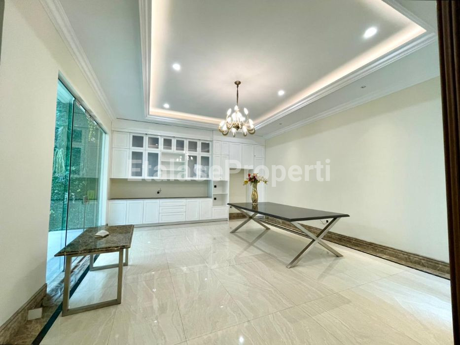 Foto properti *Dijual Rumah Baru Graha Famili Spek Premium, Private Cluster* 4