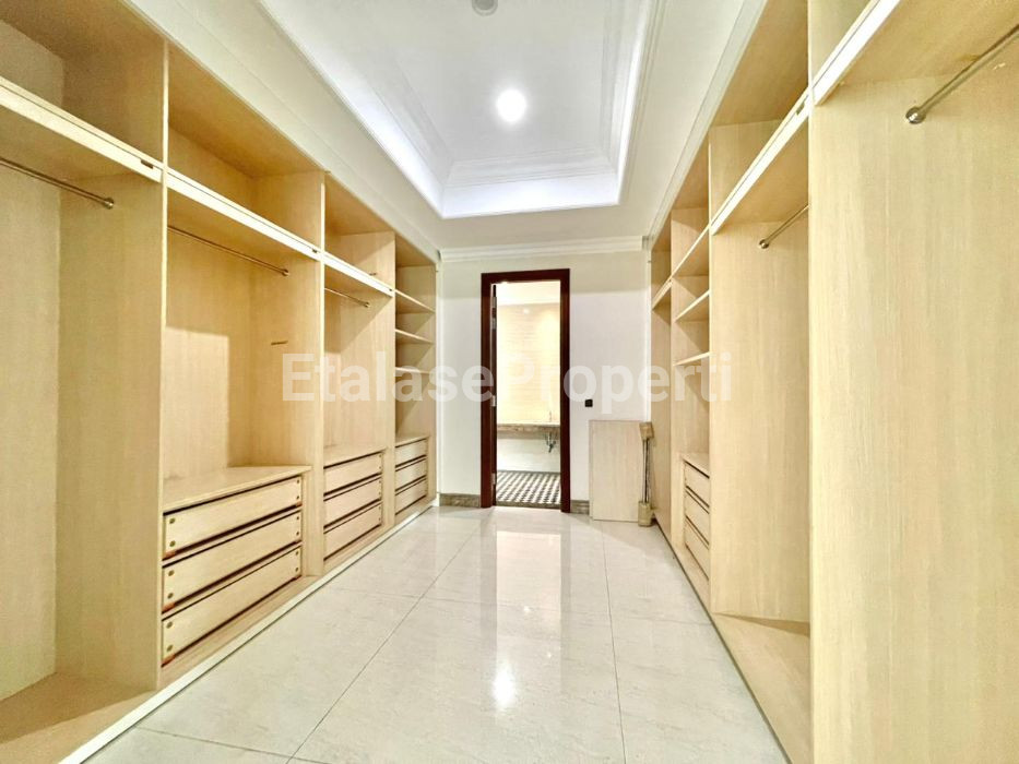Foto properti *Dijual Rumah Baru Graha Famili Spek Premium, Private Cluster* 9