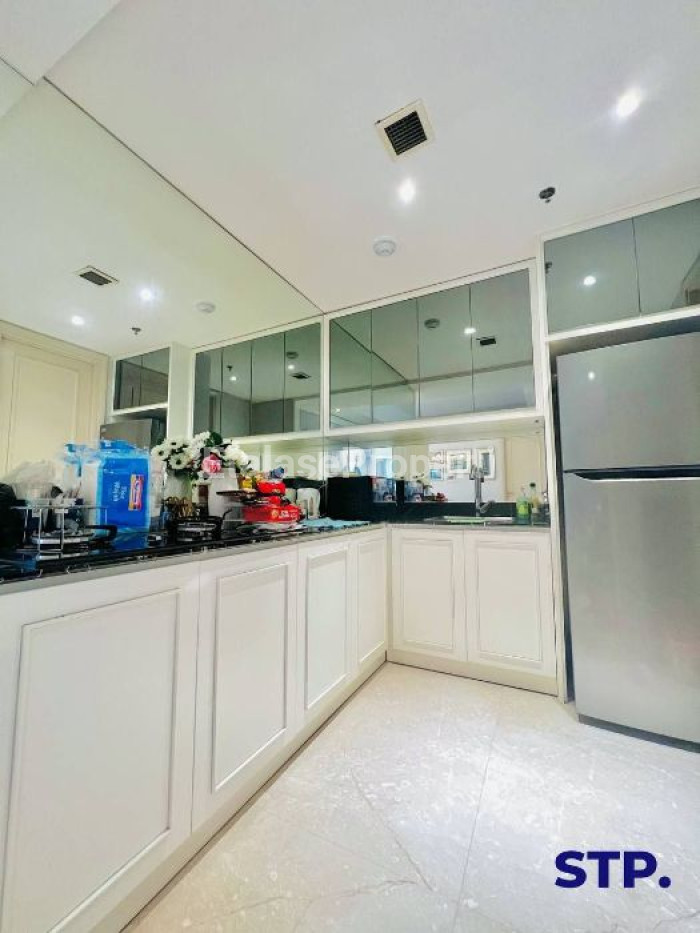 Foto properti Sewa Apartemen One Icon Residence 3 + 1BR FURNISHED LUX Lantai 6 3