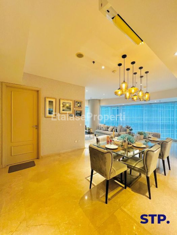 Foto properti Sewa Apartemen One Icon Residence 3 + 1BR FURNISHED LUX Lantai 6 4