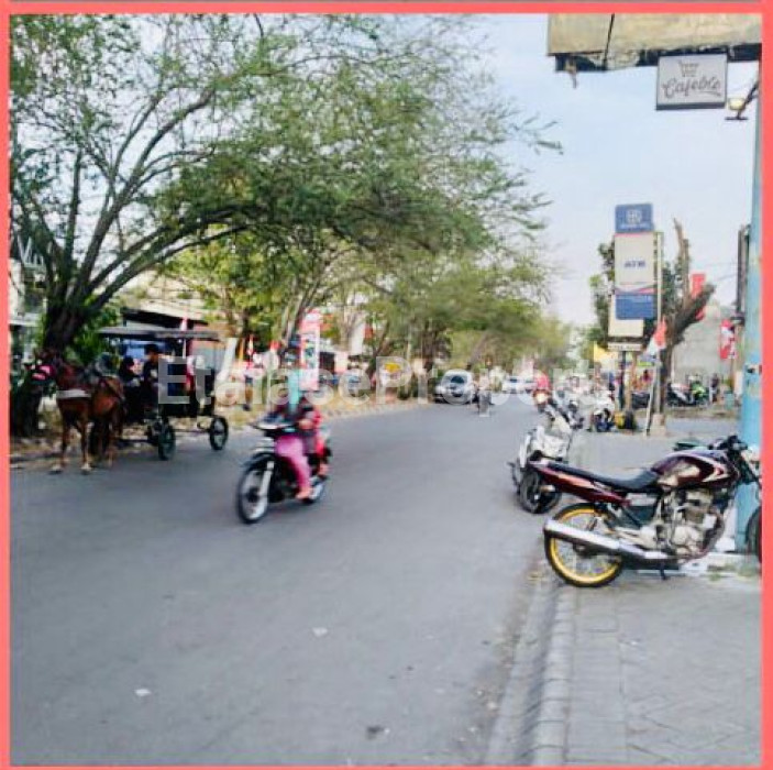 Foto properti Ruko Murah Driyorejo Gresik, Kondisi Terawat Dan Siap Pakai, Strategis. 4