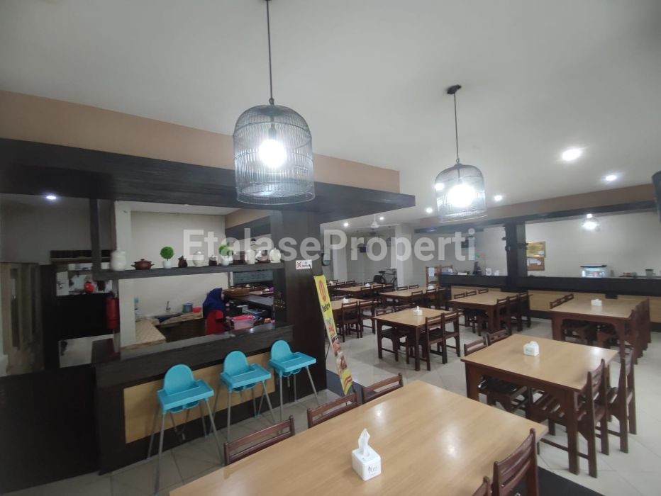 Foto properti Dijual Rumah Makan Di Barata Jaya 1
