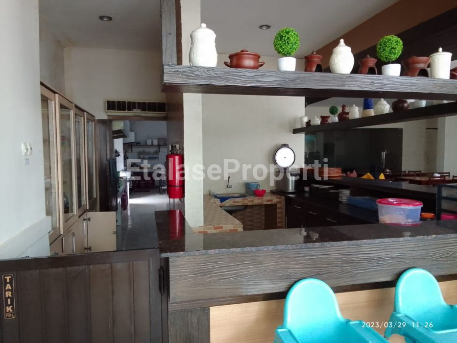 Foto properti Dijual Rumah Makan Di Barata Jaya 2
