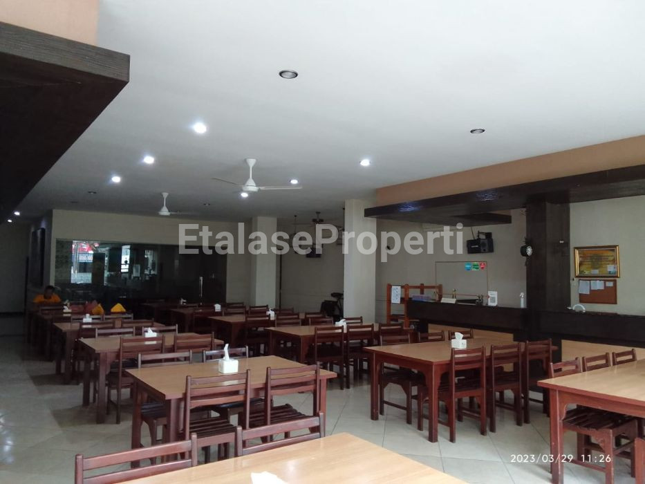 Foto properti Dijual Rumah Makan Di Barata Jaya 6
