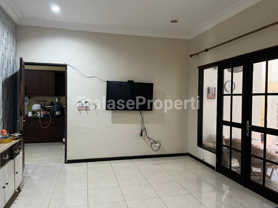 Foto properti Rumah Siap Huni Surabaya Timur Galaxy Royal Palace Dekat Kampus UNAIR. 4