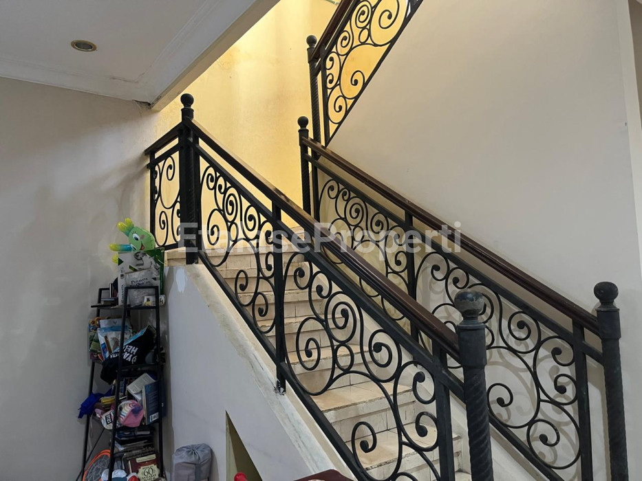 Foto properti Rumah Siap Huni Surabaya Timur Galaxy Royal Palace Dekat Kampus UNAIR. 8