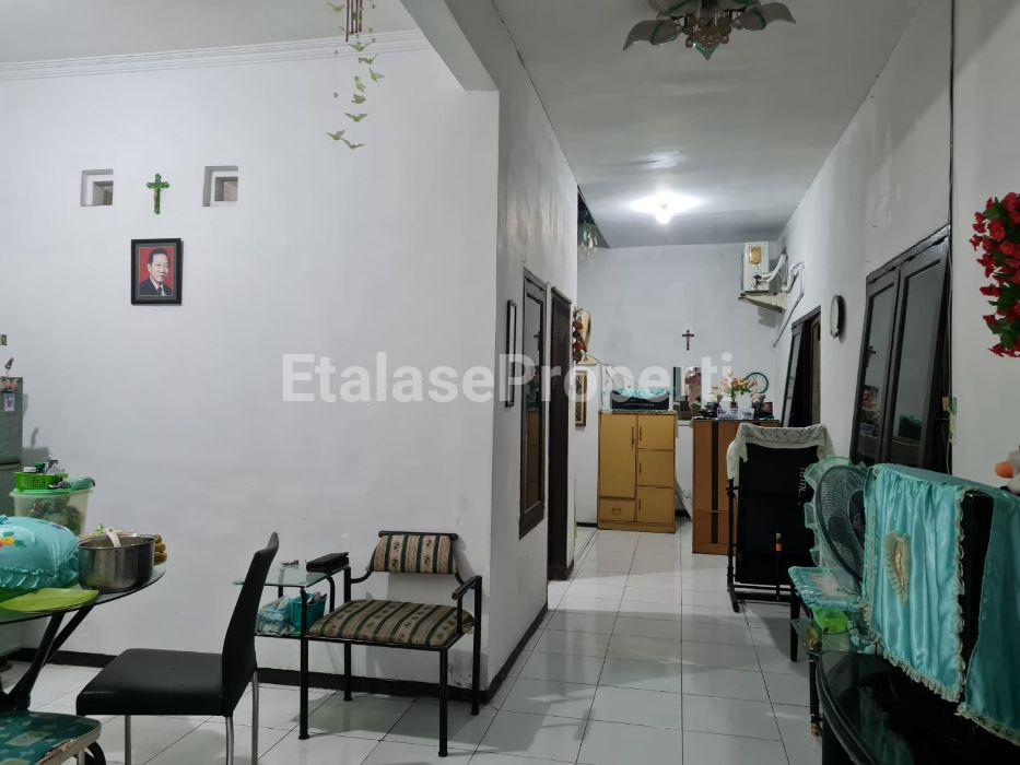 Foto properti Dijual Rumah 2 Lantai Siap Huni Di Babatan Pilang Wiyung Surabaya 8