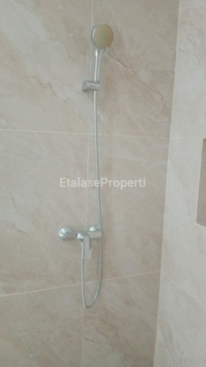 Foto properti DIJUAL RUMAH GRAND PAKUWOPN Bagus Untuk Investasi. 8