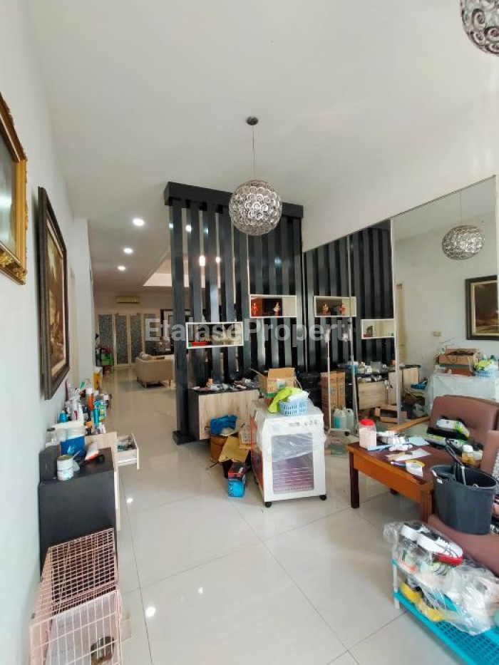 Foto properti Rumah Hook Dharmahusada Indah Utara Deket Galaxy Mall 8