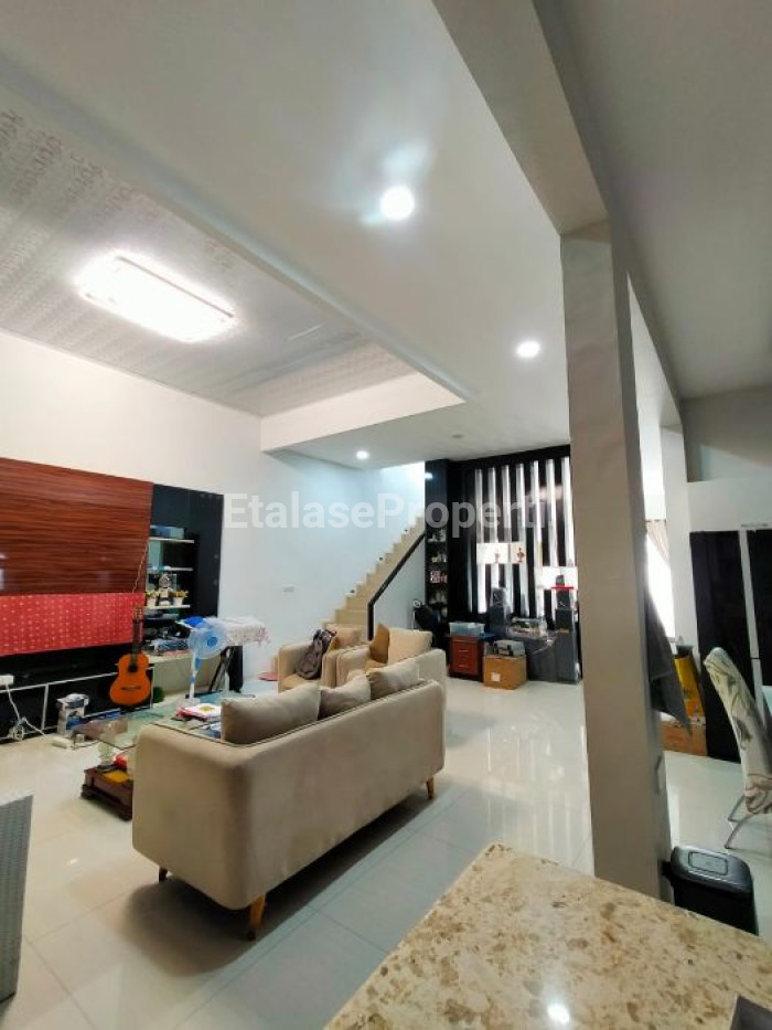 Foto properti Rumah Hook Dharmahusada Indah Utara Deket Galaxy Mall 9