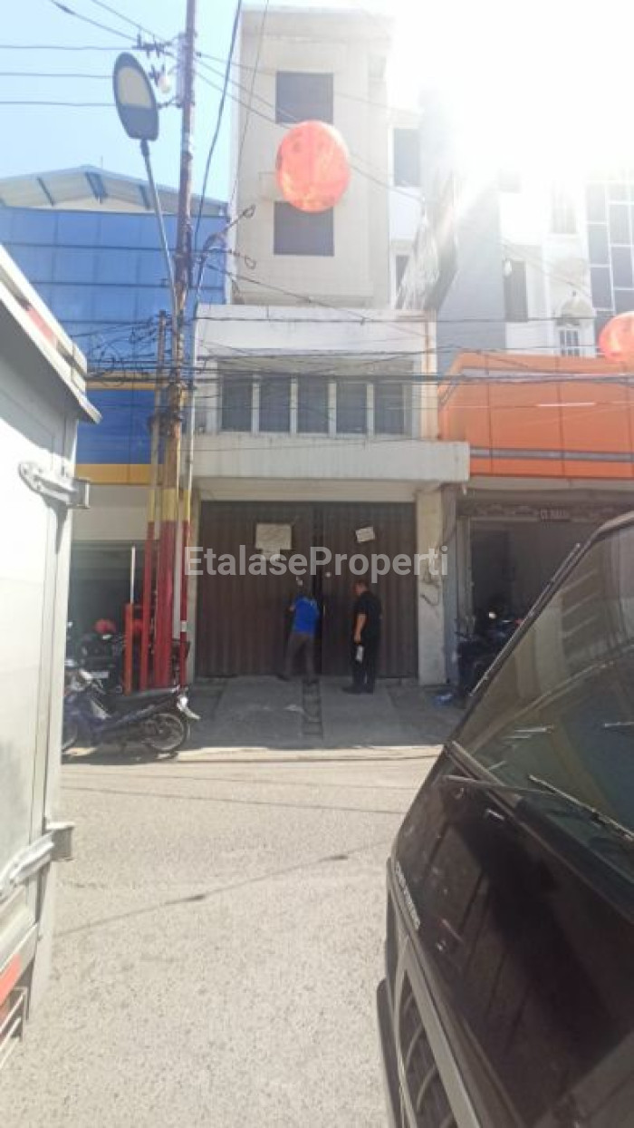 Foto properti Ruko Slompretan Strategis Dan Langka 1